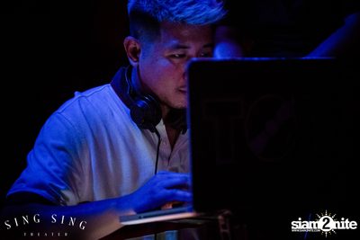 BLING IT กับ Bangkok Invaders ที่ ซิง ซิง เธียเตอร์ — photo 140