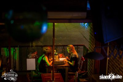Apoteka นำเสนอ Live and Local — photo 9