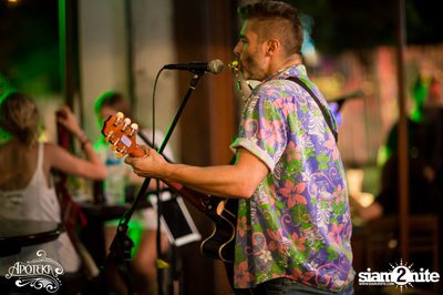 Apoteka นำเสนอ Live and Local — photo 32