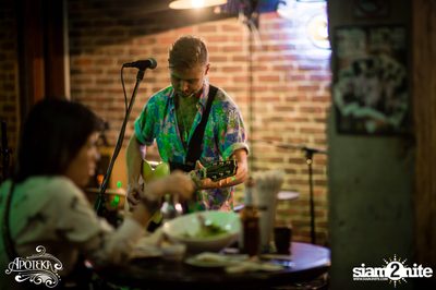 Apoteka นำเสนอ Live and Local — photo 39