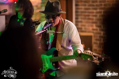 Apoteka นำเสนอ Live and Local — photo 129