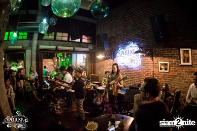 Apoteka นำเสนอ Live and Local — photo 149