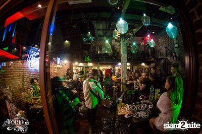 Apoteka นำเสนอ Live and Local — photo 154