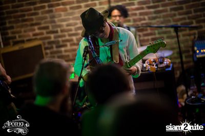 Apoteka นำเสนอ Live and Local — photo 161