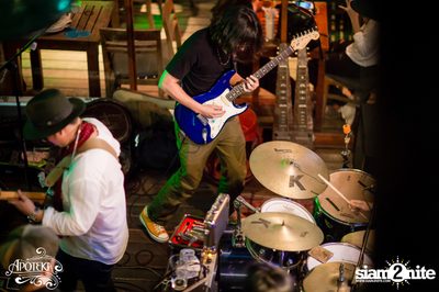 Apoteka นำเสนอ Live and Local — photo 175
