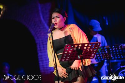 Corset Cabaret: Ladies & Cabaret Night ที่ แม็กกี้ ชูส์ — photo 2