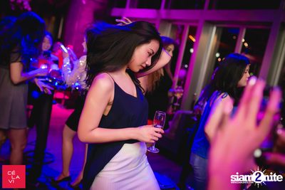 Crush Wednesdays ที่ เซ ลา วี — photo 5