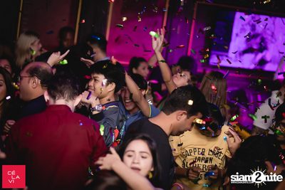 Crush Wednesdays ที่ เซ ลา วี — photo 60