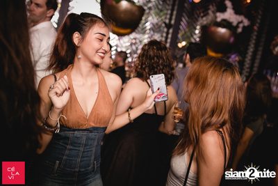 Crush Wednesdays ที่ เซ ลา วี — photo 77