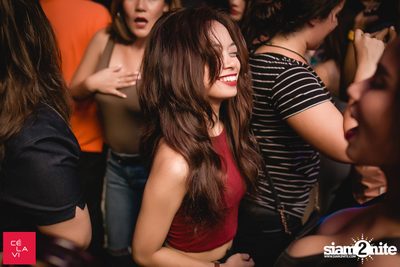 Crush Wednesdays ที่ เซ ลา วี — photo 102
