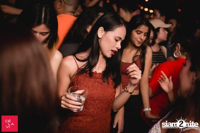 Crush Wednesdays ที่ เซ ลา วี — photo 108
