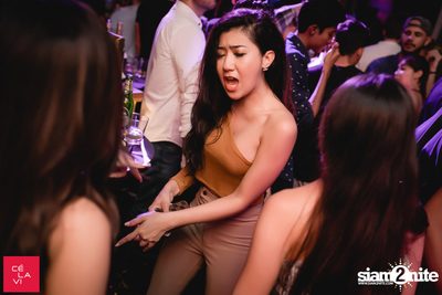 Crush Wednesdays ที่ เซ ลา วี — photo 124