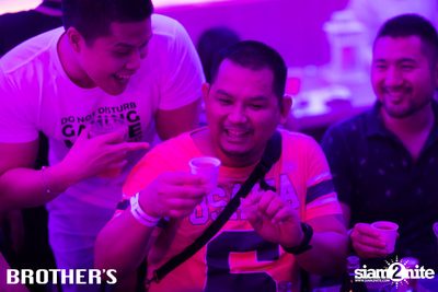 Brother's นำเสนอ Songkran Party 2018 — photo 55