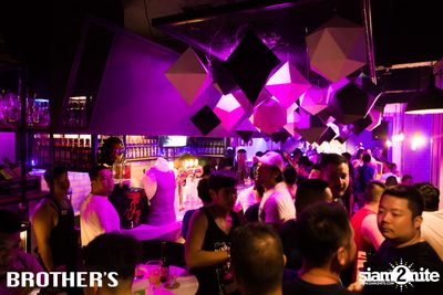 Brother's นำเสนอ Songkran Party 2018 — photo 83
