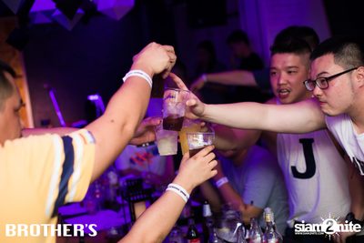 Brother's นำเสนอ Songkran Party 2018 — photo 99