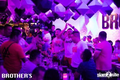 Brother's นำเสนอ Songkran Party 2018 — photo 113