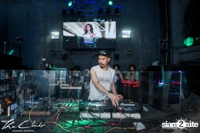 Songkran Gone Wild | The Club Khaosan — photo 4
