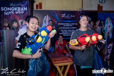 Songkran Gone Wild | The Club Khaosan — photo 7
