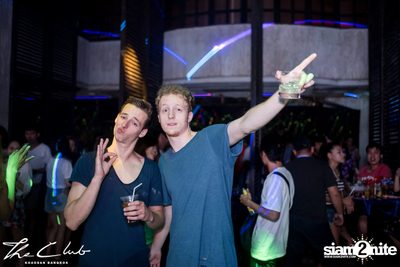 Songkran Gone Wild | The Club Khaosan — photo 17