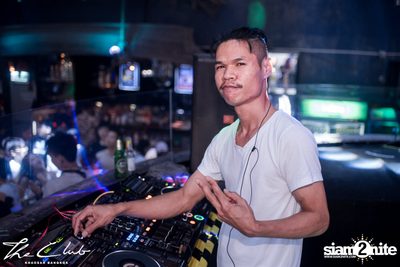 Songkran Gone Wild | The Club Khaosan — photo 23