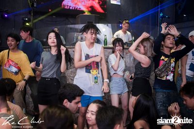 Songkran Gone Wild | The Club Khaosan — photo 34
