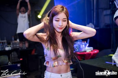 Songkran Gone Wild | The Club Khaosan — photo 63