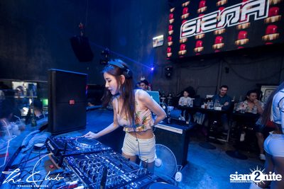 Songkran Gone Wild | The Club Khaosan — photo 68