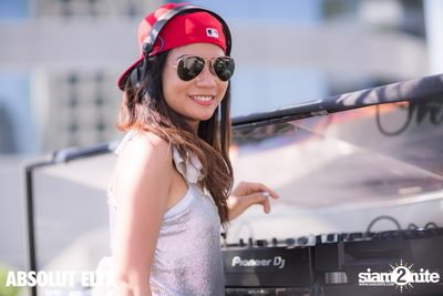 W Bangkok นำเสนอ Songkran Splash Away Pool Party (อัลบั้มที่ 1) — photo 12