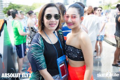 W Bangkok นำเสนอ Songkran Splash Away Pool Party (อัลบั้มที่ 1) — photo 15