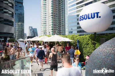 W Bangkok นำเสนอ Songkran Splash Away Pool Party (อัลบั้มที่ 1) — photo 18