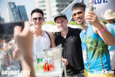 W Bangkok นำเสนอ Songkran Splash Away Pool Party (อัลบั้มที่ 1) — photo 19