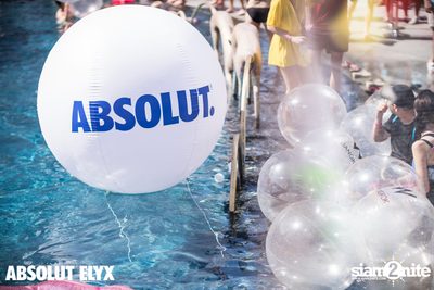 W Bangkok นำเสนอ Songkran Splash Away Pool Party (อัลบั้มที่ 1) — photo 22