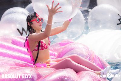 W Bangkok นำเสนอ Songkran Splash Away Pool Party (อัลบั้มที่ 1) — photo 34