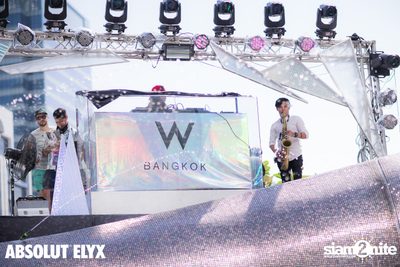 W Bangkok นำเสนอ Songkran Splash Away Pool Party (อัลบั้มที่ 1) — photo 35