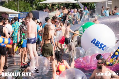 W Bangkok นำเสนอ Songkran Splash Away Pool Party (อัลบั้มที่ 1) — photo 60