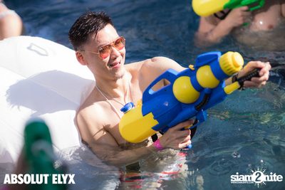 W Bangkok นำเสนอ Songkran Splash Away Pool Party (อัลบั้มที่ 1) — photo 61