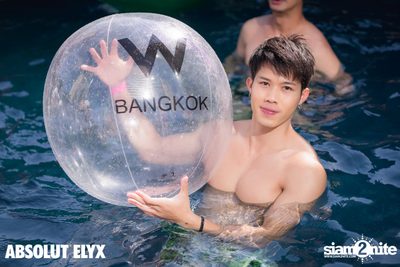 W Bangkok นำเสนอ Songkran Splash Away Pool Party (อัลบั้มที่ 1) — photo 75