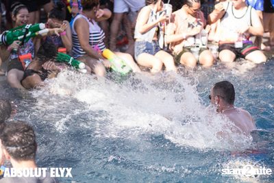W Bangkok นำเสนอ Songkran Splash Away Pool Party (อัลบั้มที่ 1) — photo 96