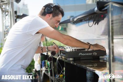 W Bangkok นำเสนอ Songkran Splash Away Pool Party (อัลบั้มที่ 1) — photo 101