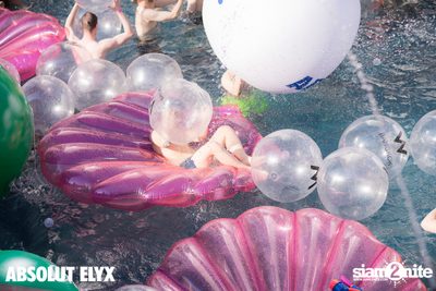 W Bangkok นำเสนอ Songkran Splash Away Pool Party (อัลบั้มที่ 1) — photo 103
