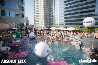 W Bangkok นำเสนอ Songkran Splash Away Pool Party (อัลบั้มที่ 1) — photo 113