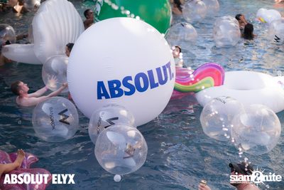 W Bangkok นำเสนอ Songkran Splash Away Pool Party (อัลบั้มที่ 1) — photo 115