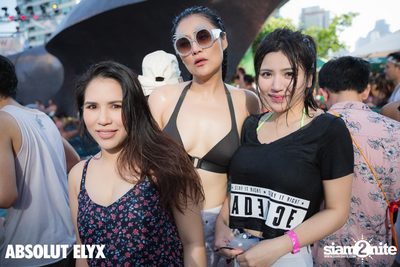 W Bangkok นำเสนอ Songkran Splash Away Pool Party (อัลบั้มที่ 1) — photo 134
