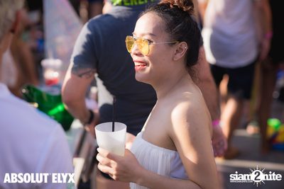 W Bangkok นำเสนอ Songkran Splash Away Pool Party (อัลบั้มที่ 1) — photo 138