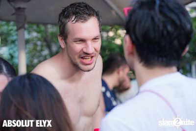 W Bangkok นำเสนอ Songkran Splash Away Pool Party (อัลบั้มที่ 1) — photo 159
