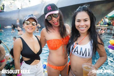W Bangkok นำเสนอ Songkran Splash Away Pool Party (อัลบั้มที่ 1) — photo 160