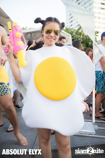 W Bangkok นำเสนอ Songkran Splash Away Pool Party (อัลบั้มที่ 1) — photo 164