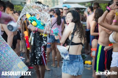 W Bangkok นำเสนอ Songkran Splash Away Pool Party (อัลบั้มที่ 1) — photo 170