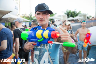 W Bangkok นำเสนอ Songkran Splash Away Pool Party (อัลบั้มที่ 1) — photo 173