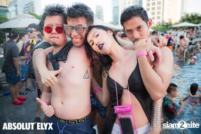 W Bangkok นำเสนอ Songkran Splash Away Pool Party (อัลบั้มที่ 1) — photo 192